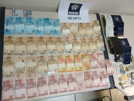 Idosa cai em golpe e é roubada dentro de casa duas vezes no mesmo dia