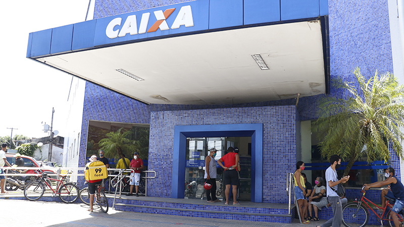 Governo antecipa calendário de saques do auxílio emergencial