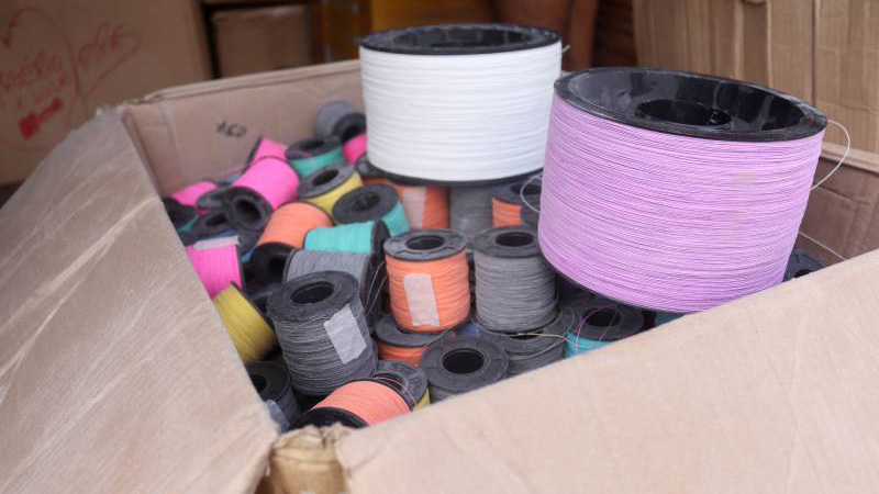 Criança morre ao ter pescoço cortado por linha de pipa