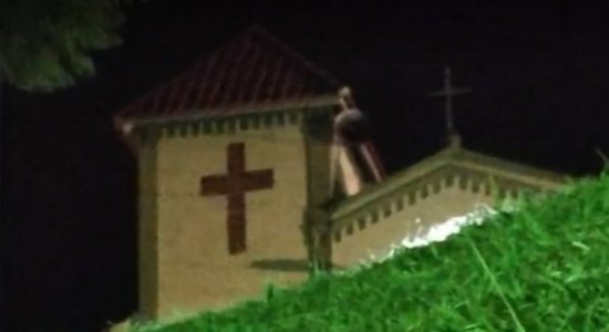 Nossa Senhora mãe de Jesus aparece para crianças na semana santa