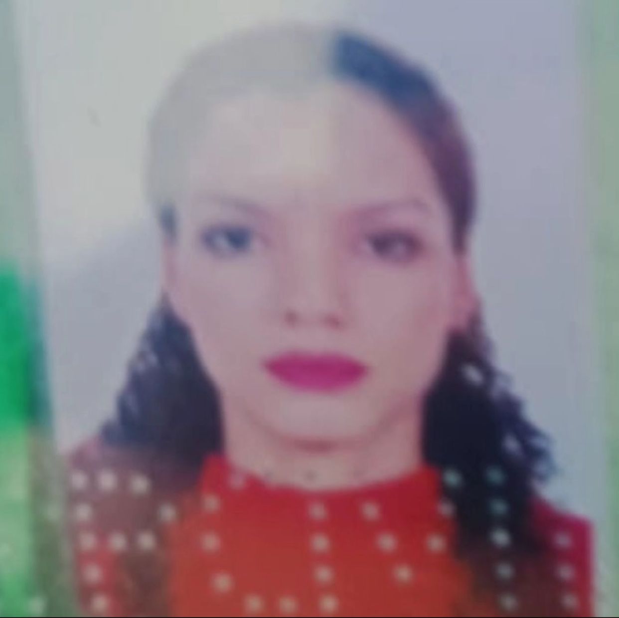 Mulher morre após colisão entre moto e carreta, em Parauapebas