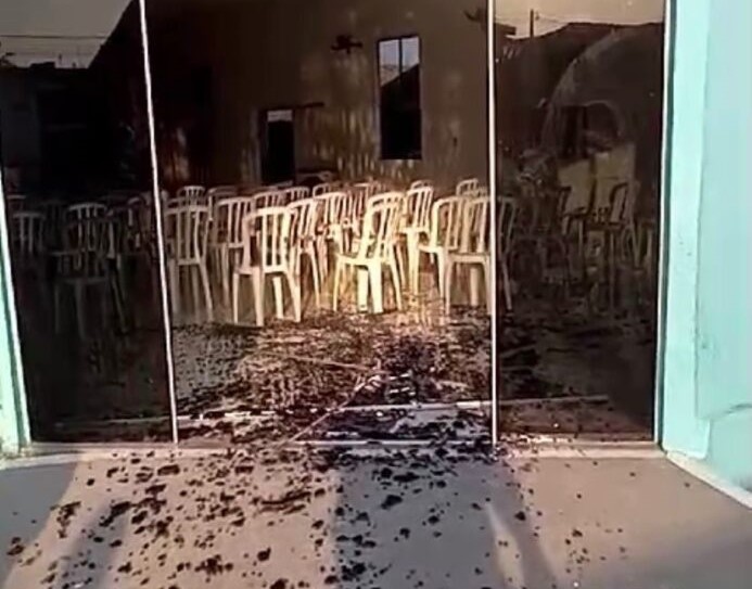 Criminosos invadem e tentam furtar igreja evangélica em Parauapebas