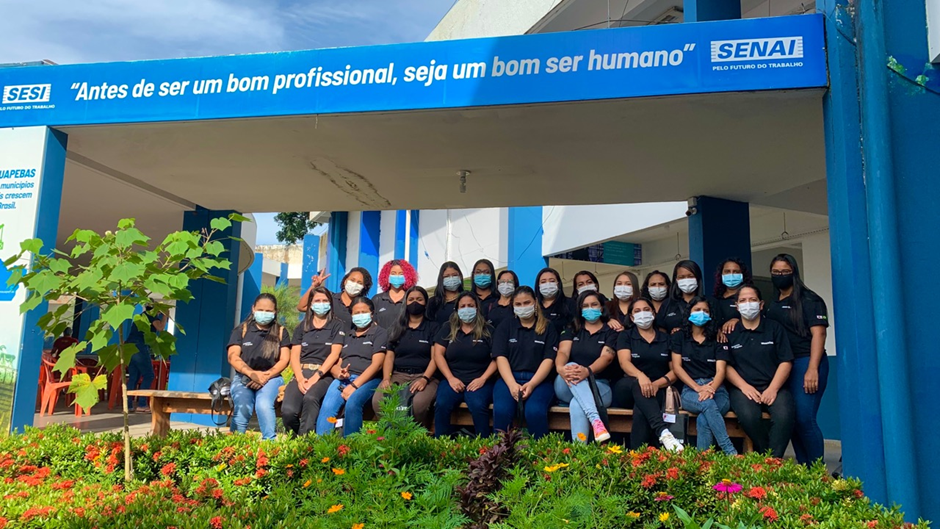 Komatsu certifica primeira turma de mulheres em  programa de capacitação em Parauapebas (PA)