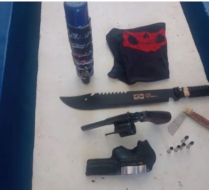 Atirador que invadiu Colégio Militar usou a arma do pai