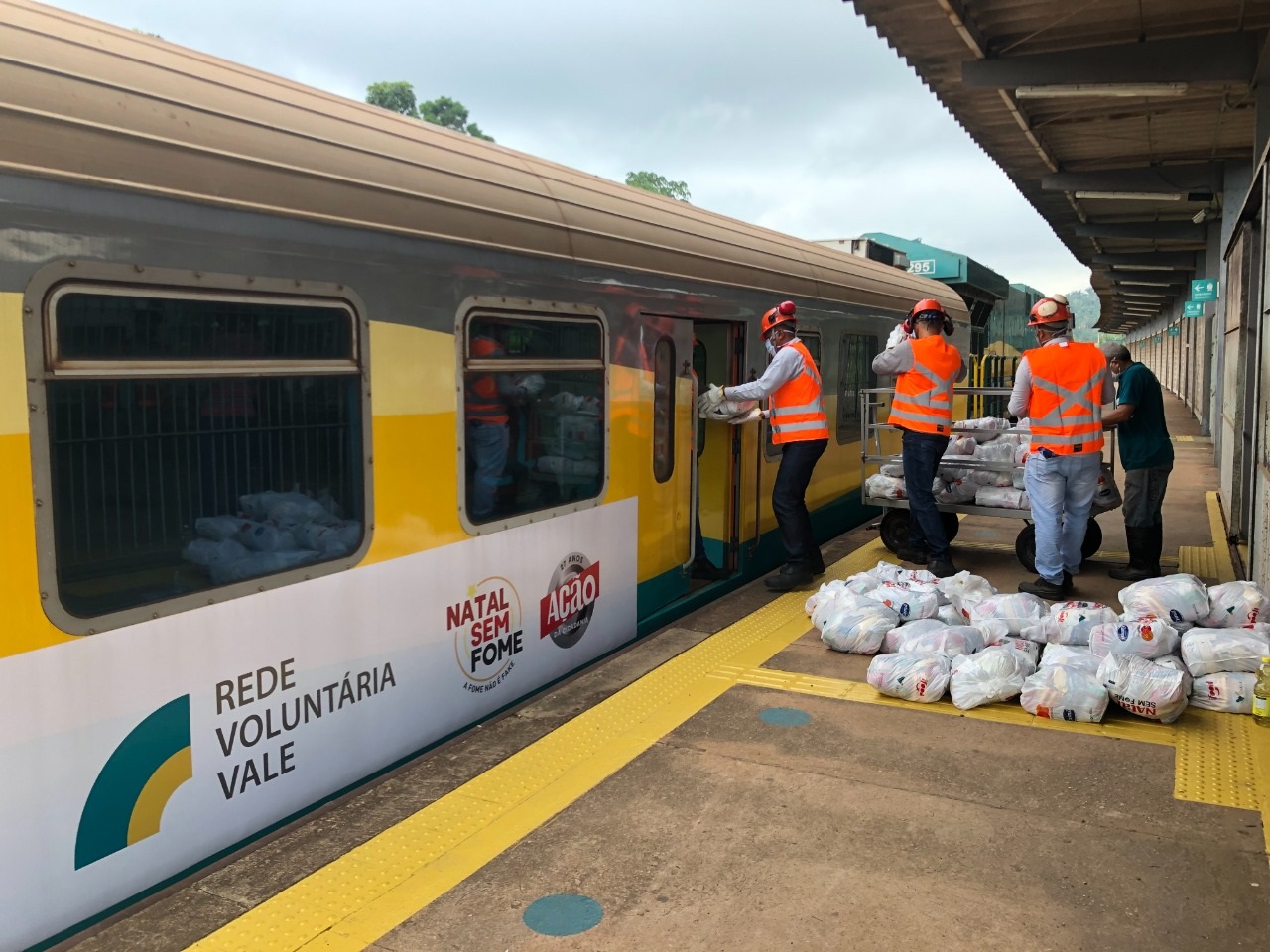 Natal Sem Fome: Trem repleto de alimentos realiza jornada de doações em municípios do Pará e do Maranhão