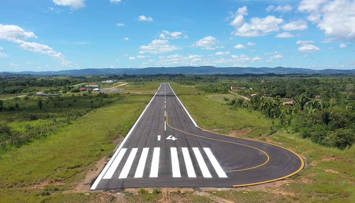 Aeroporto de Ourilândia do Norte  tem pista renovada em parceria da prefeitura municipal com a Vale