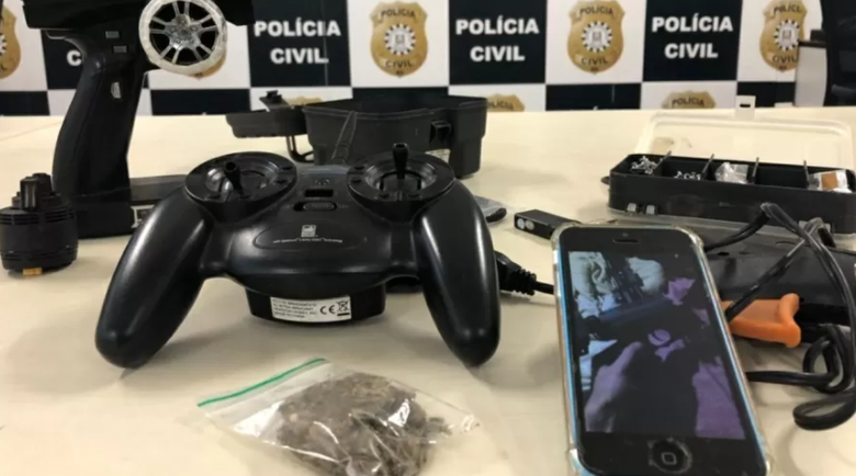 Homem é preso por ensinar integrantes de quadrilha a pilotar drones
