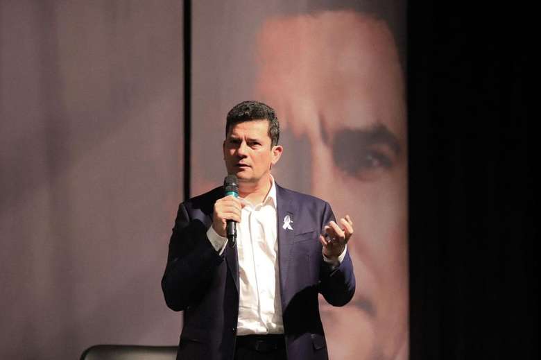 Moro diz que só vai concorrer em 2022 ‘para vencer Bolsonaro e Lula’
