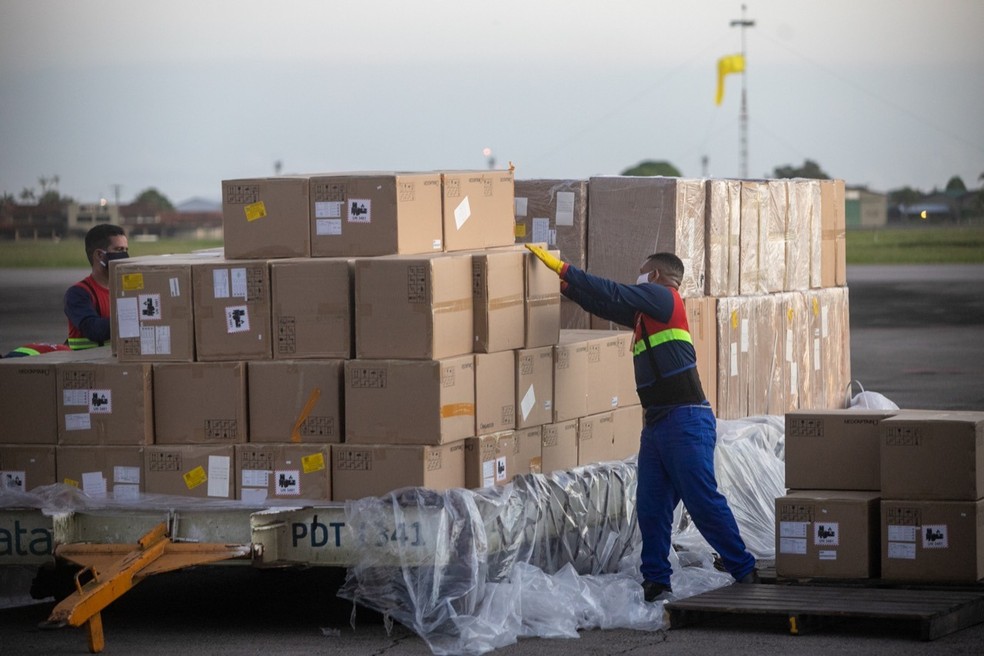 Justiça determina que governo do Pará devolva respiradores com defeito comprados da China