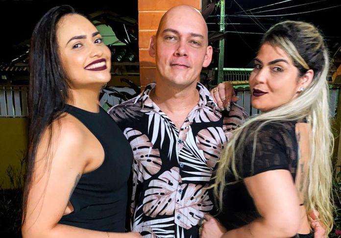 Sargentos da PM assumem relacionamento a três e viralizam na internet