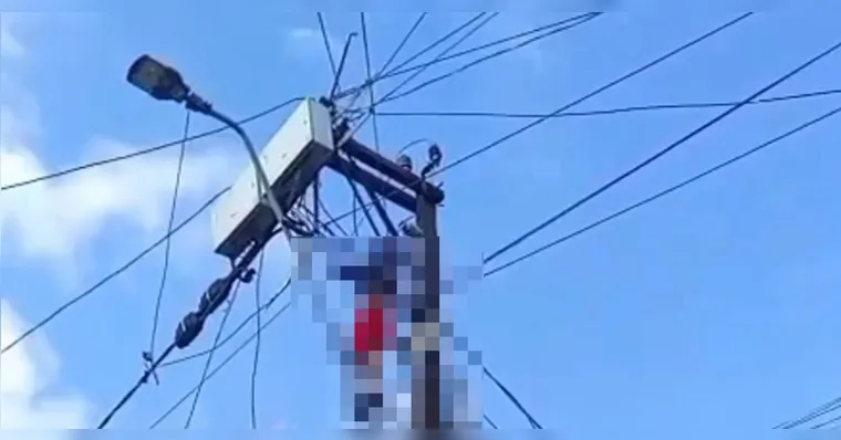 Homem morre após sofrer descarga elétrica ao subir em poste em Ananindeua