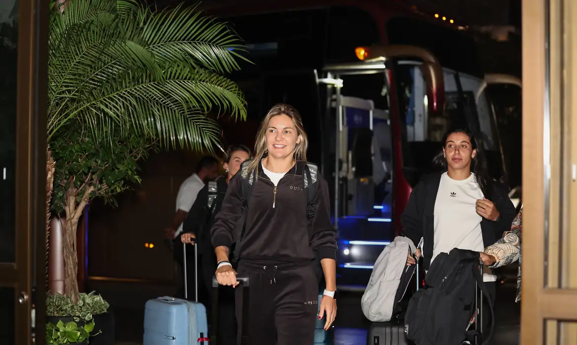 Seleção feminina se apresenta para os primeiros amistosos deste ano