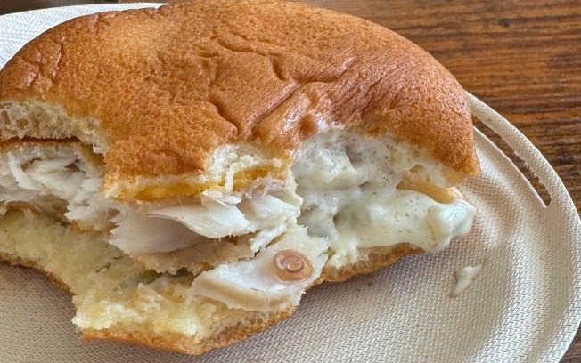 McDonald’s: Cliente diz achar minhoca em lanche