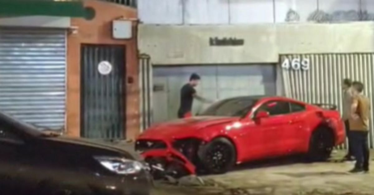 Carro de luxo, Mustang avaliado em meio milhão de reais bate na Grande Belém