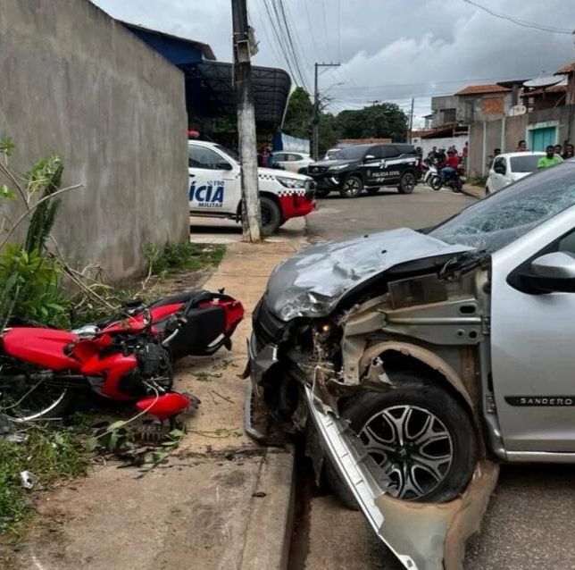 Suspeito de atropelar homem que matou professor se apresenta à polícia