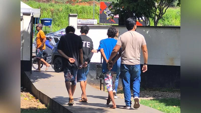 Três homens são presos com drogas em quitinete de Parauapebas