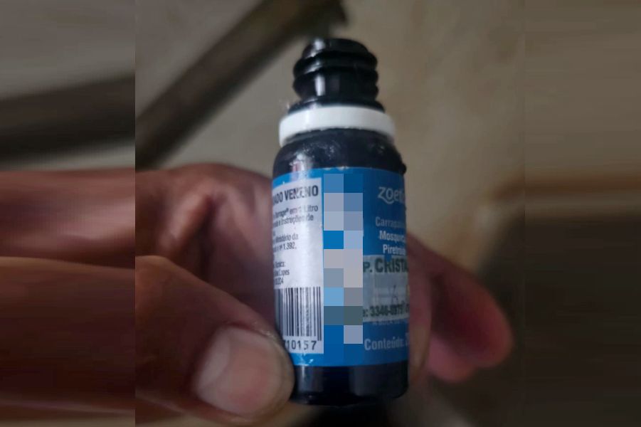 Mulher é hospitalizada após ser forçada a ingerir veneno