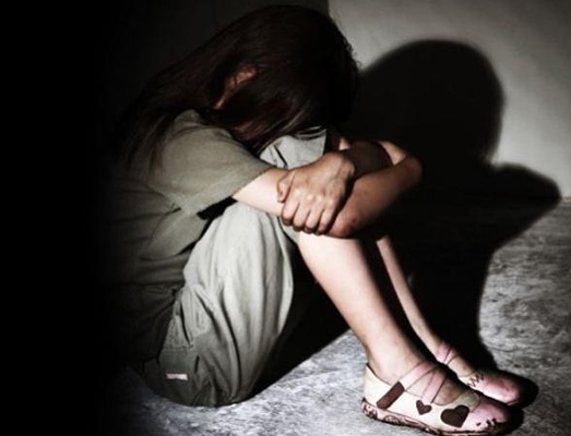 Codó-MA: mãe é presa acusada de fazer sexo oral em filha de 7 anos