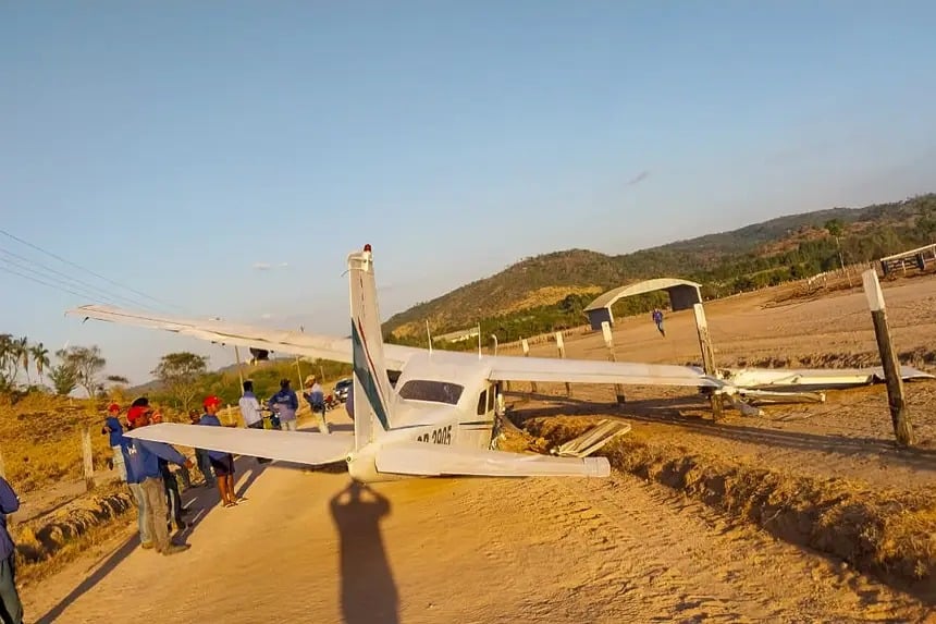 PM apreende mais de 430 kg de cocaína após pouso forçado de aeronave no sul do Pará