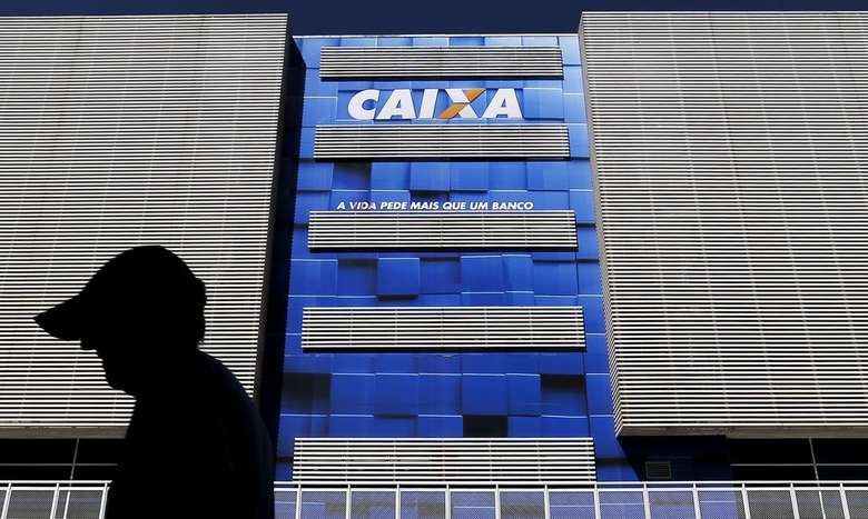 Veja como será o desconto no pagamento para quem recebeu auxílio emergencial e benefício do INSS ao mesmo tempo