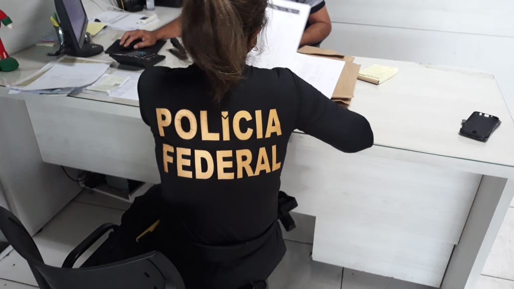 PF prende líder comunitário por compra de votos para vereador
