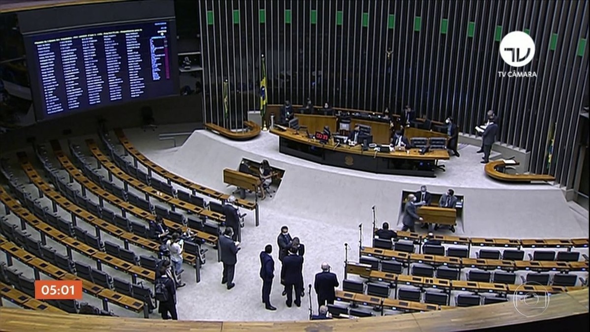 TSE permite que políticos inelegíveis disputem eleições