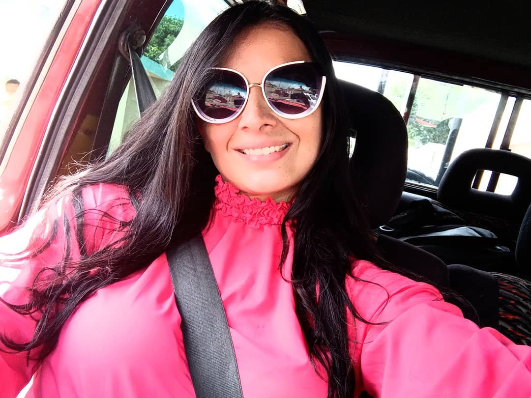 Advogada é assassinada a facadas dentro de sua residência
