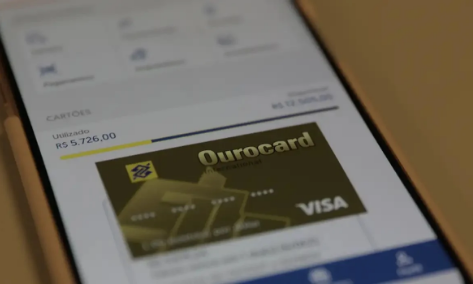 Fraudes no sistema bancário: Agentes cumprem mandados em ação contra organização criminosa
