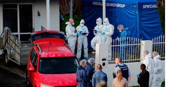 Corpo de crianças é encontrado dentro de malas leiloadas