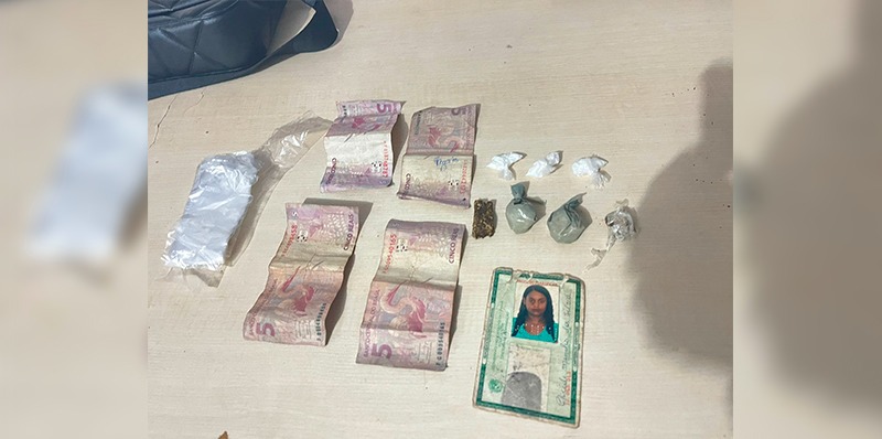 Mulher tenta se livrar de bolsa com drogas, mas é presa em Parauapebas