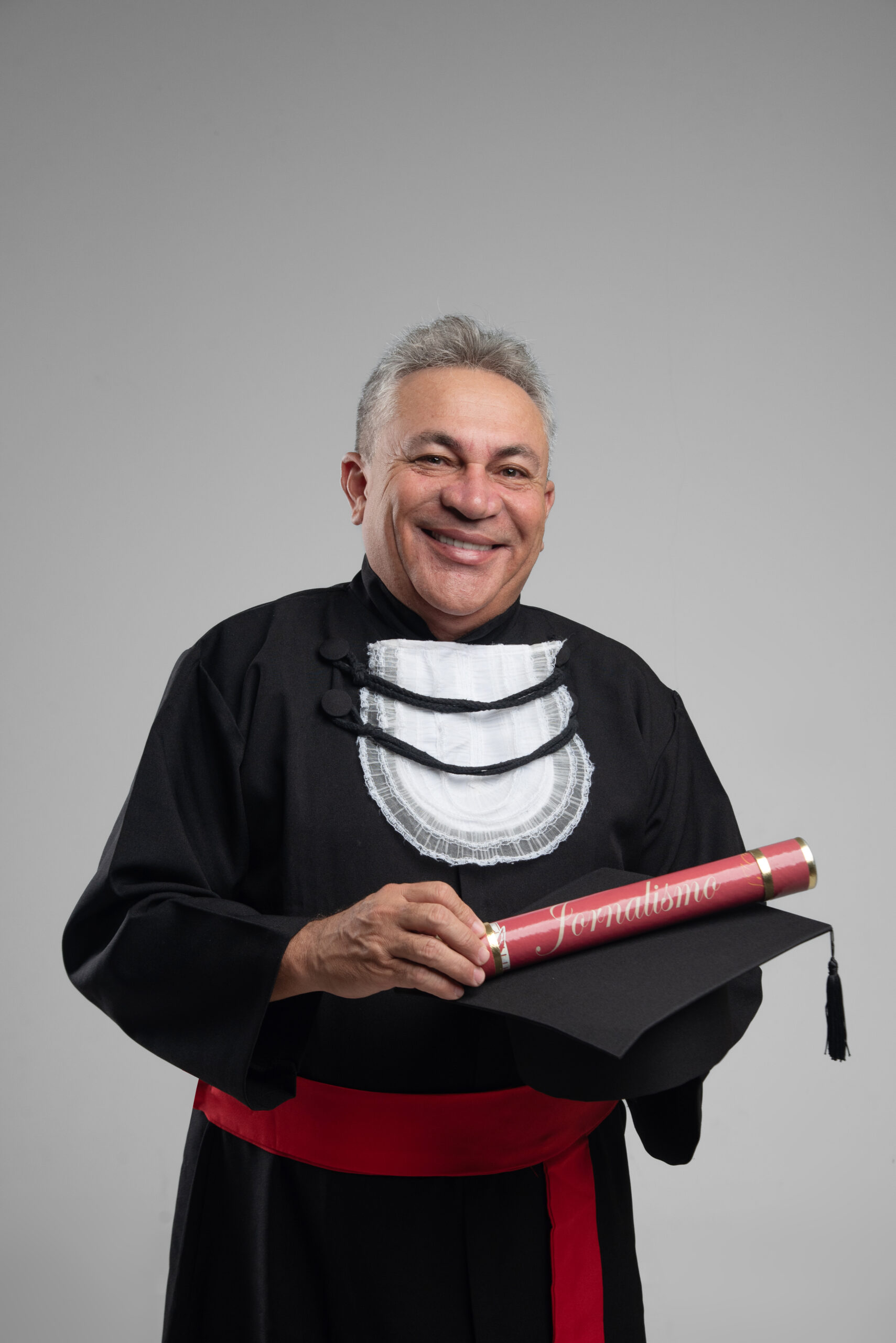 Um sonho realizado: Fábio Sacramento se forma em Jornalismo
