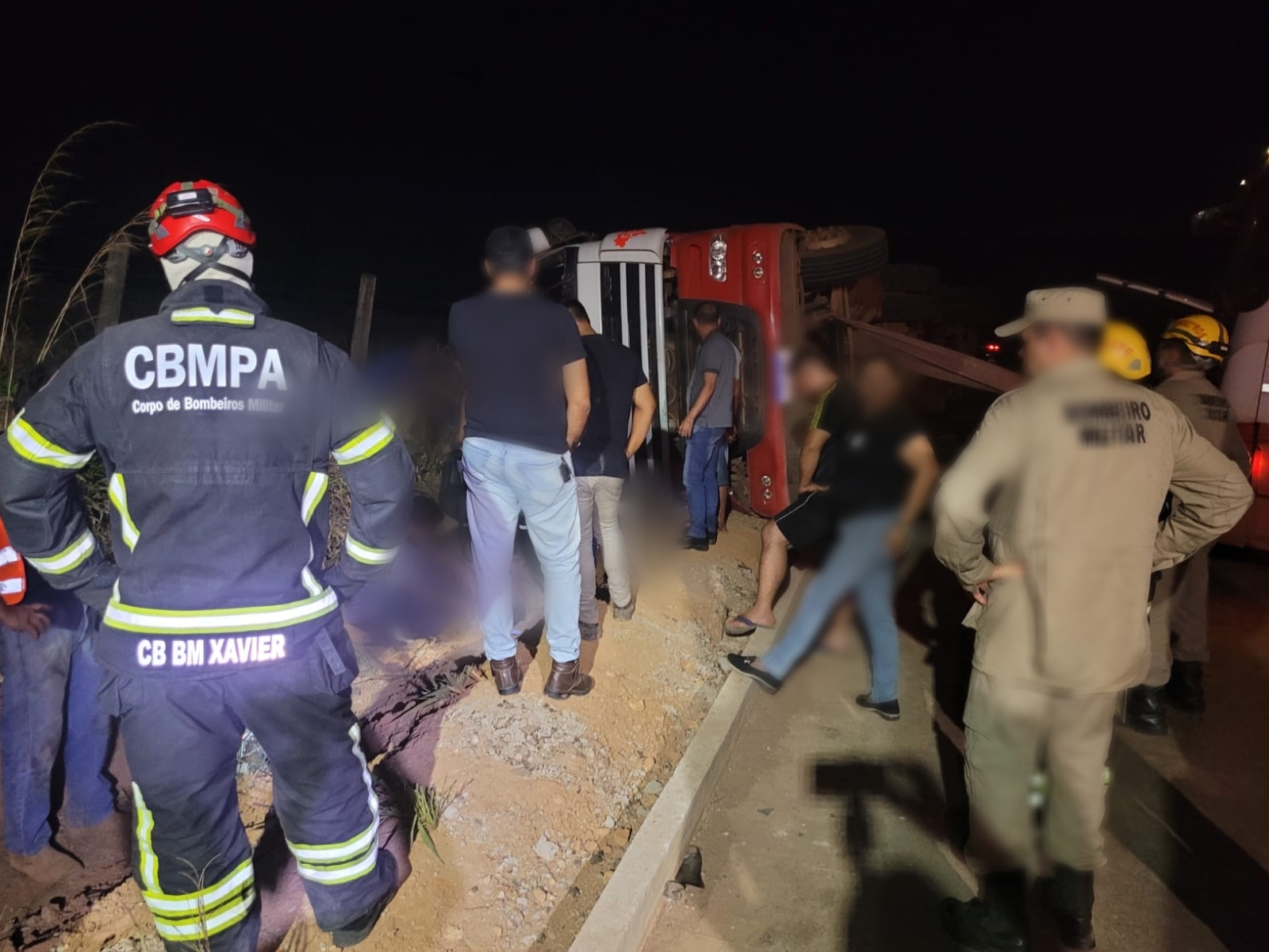 Motorista morre após caminhão tombar em Parauapebas