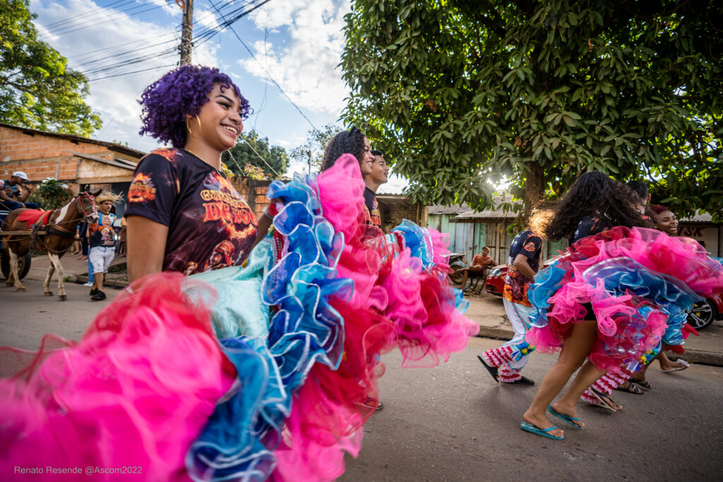 Carroçada, quadrilhas inclusivas e muita diversão abrem o 18º Festival Jeca Tatu