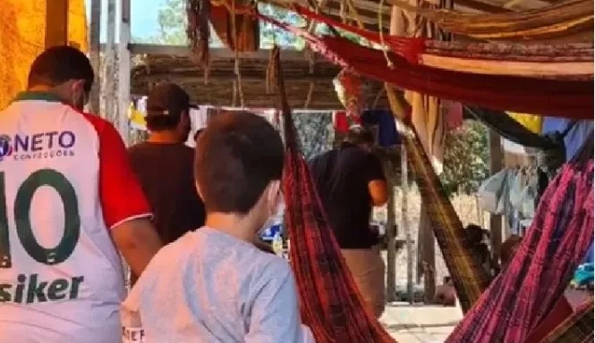 Prefeito doa seu salario R$14.576,40 para família carente no interior do Pará