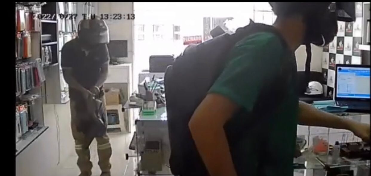 Vídeo; Parauapebas  registra assalto a loja de celulares
