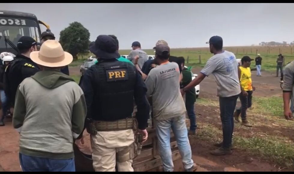 Após decisão do STF, 192 bloqueios em rodovias são desfeitos pela PRF