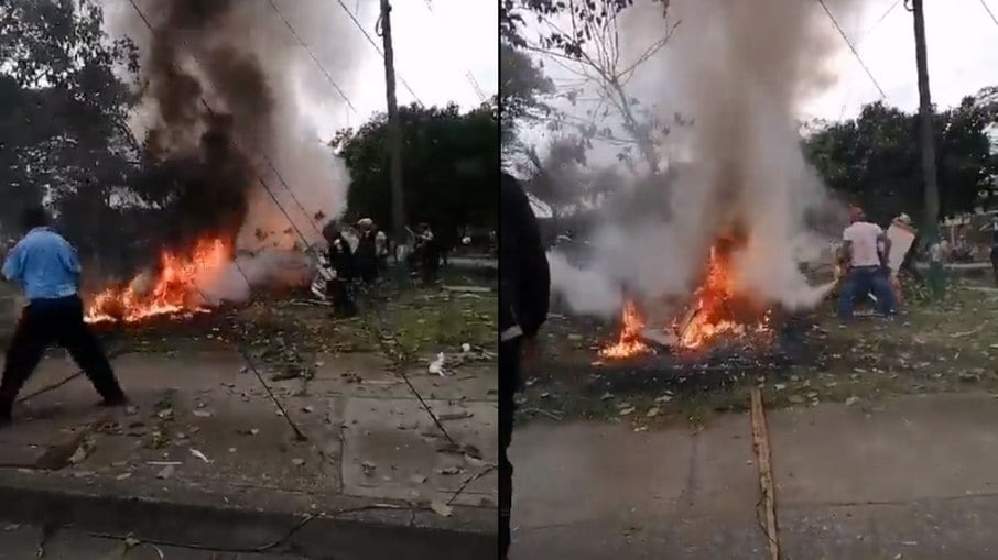 Avião cai em área residencial e deixa ao menos um morto na Colômbia