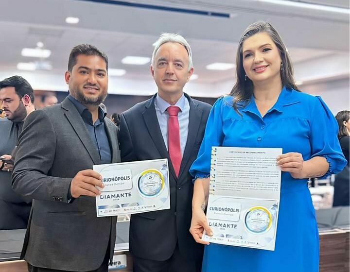Mariana Chamon e vereadores são diplomados em Curionópolis