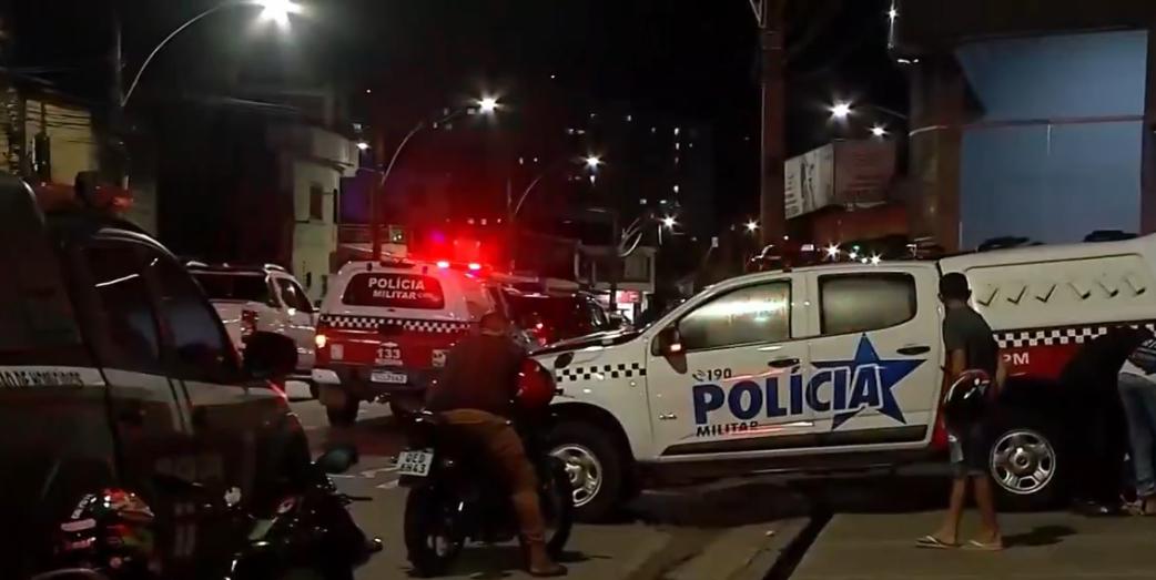 Belém: Assaltante é morto ao tentar roubar cordão de cliente armado dentro de loja de carros