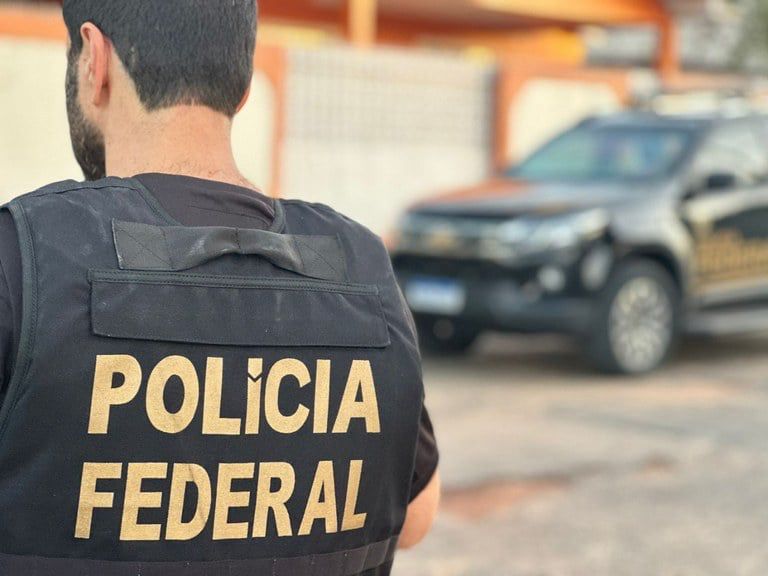 PF cumpre mandados contra desvio de cartões de alimentação em Parauapebas