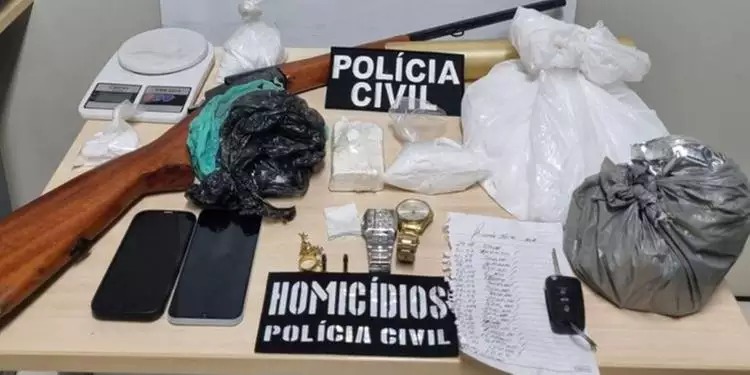 Em Marabá, dupla é presa em flagrante com drogas, arma e laboratório clandestino