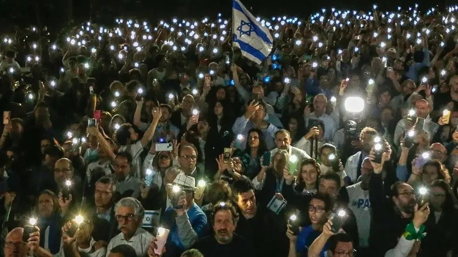Israel e Hamas assinam acordo de paz e cessar-fogo em Gaza