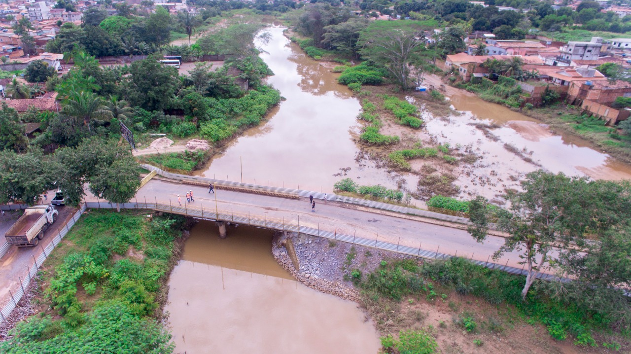 Órgãos de Defesa Civil realizam vistoria nas pontes que interligam os bairros União e Liberdade