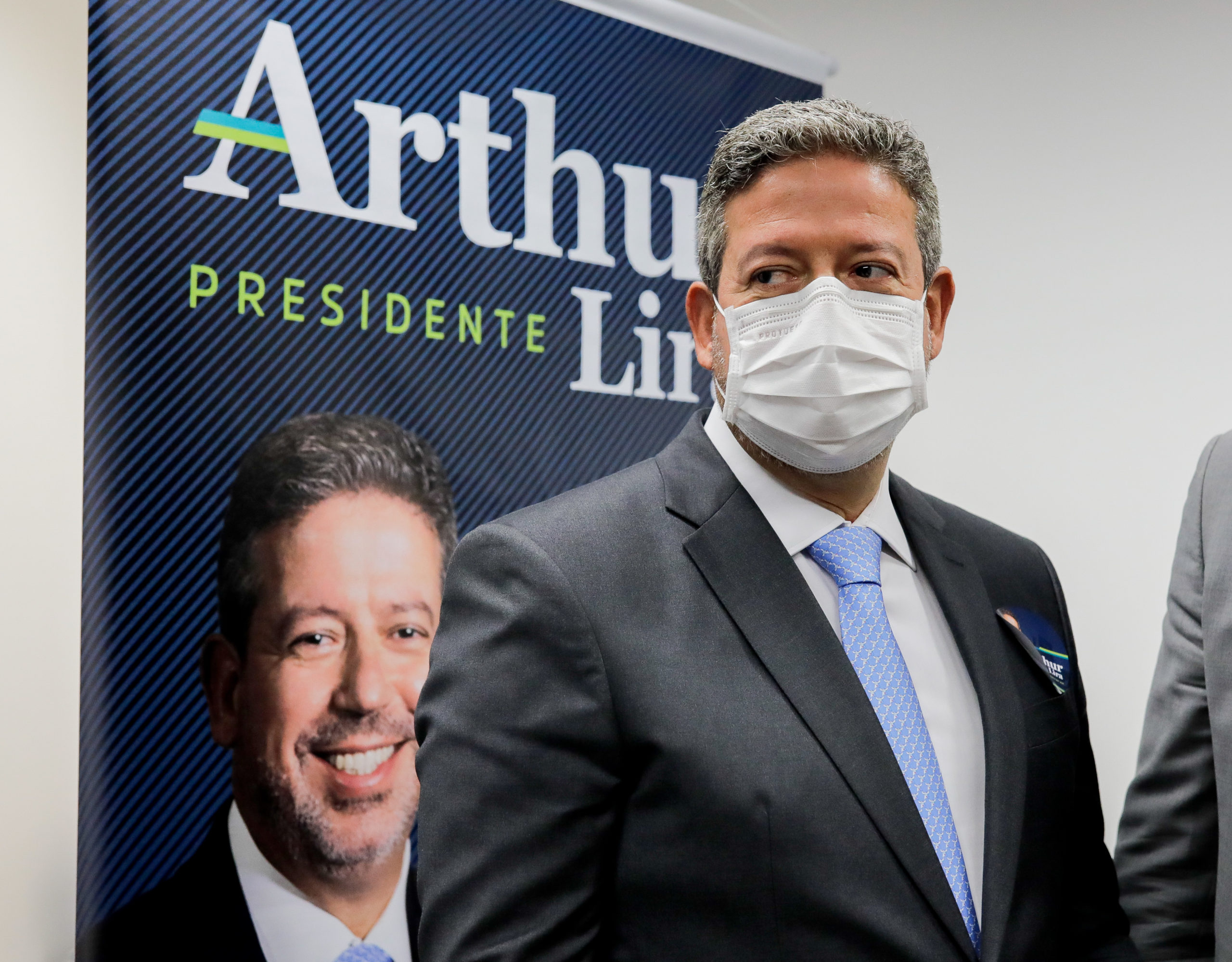 Arthur Lira e Braga Netto negam “ameaça de golpe” do ministro da Defesa