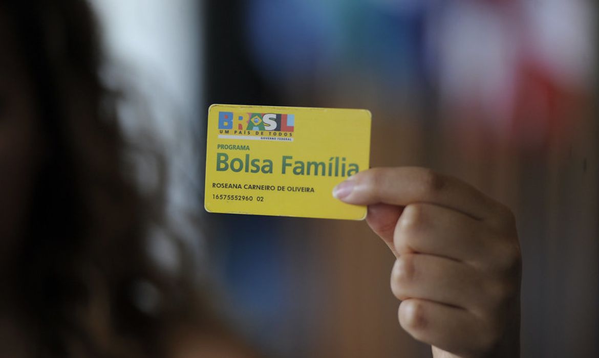 Mais de 1,5 milhão de beneficiários serão excluídos do Bolsa Família