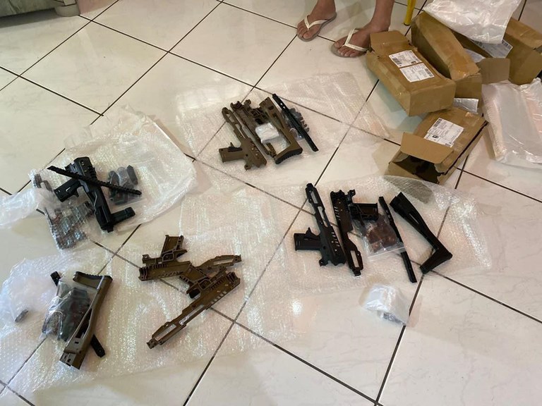 PF deflagra operação contra o trafico internacional de arma de fogo