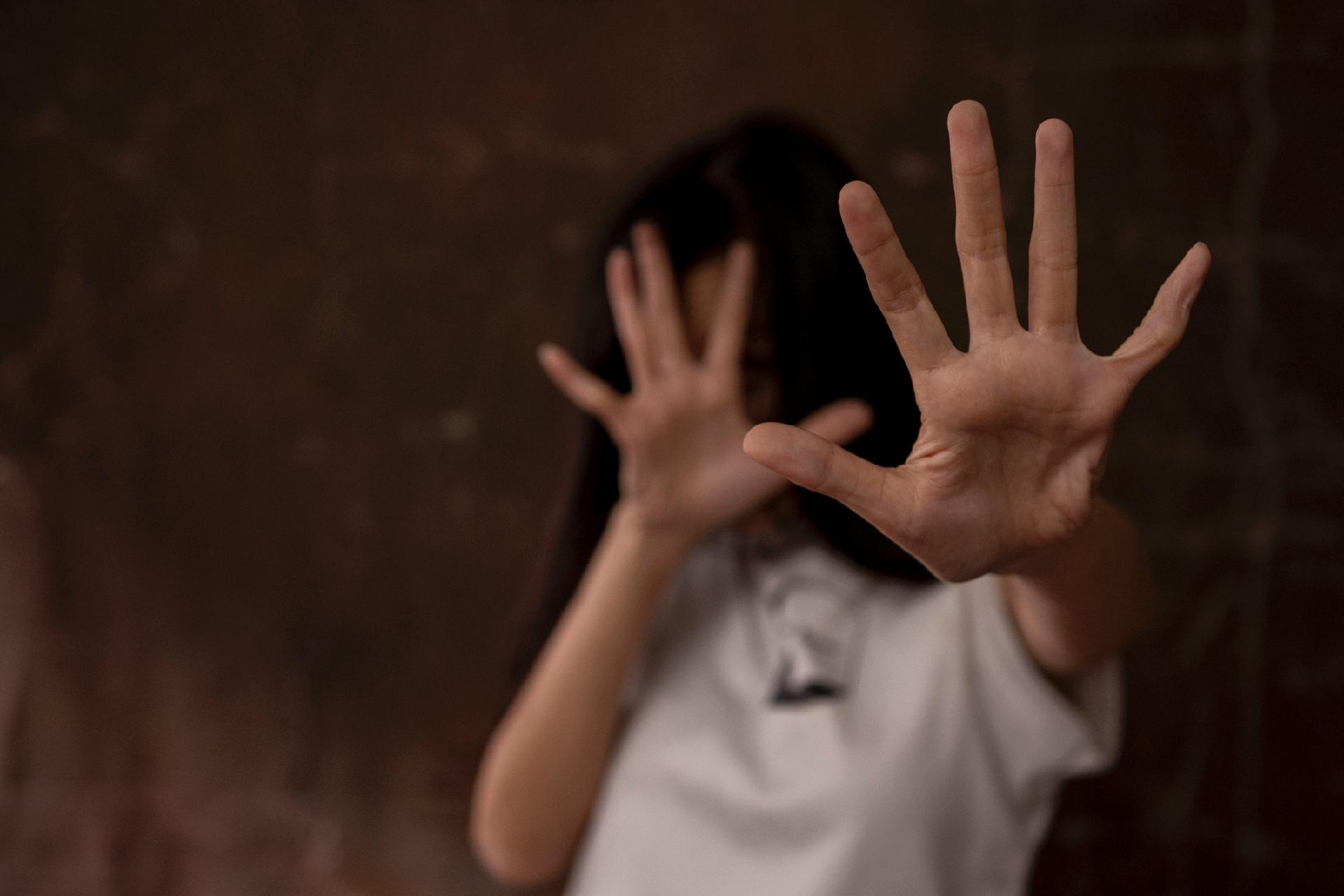 Pai é preso suspeito de estuprar a própria filha de 12 anos