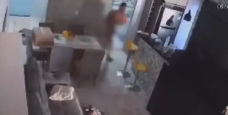 Mulher manda matar o próprio marido e esquece da câmera de segurança ligada