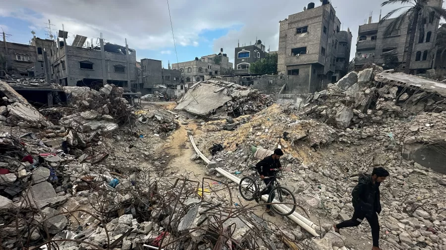 Ataque na Faixa de Gaza deixa 100 mortos