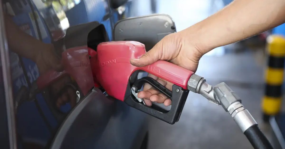 2024 começa com diesel mais caro: Impostos federais retomados a partir do dia 1º de janeiro